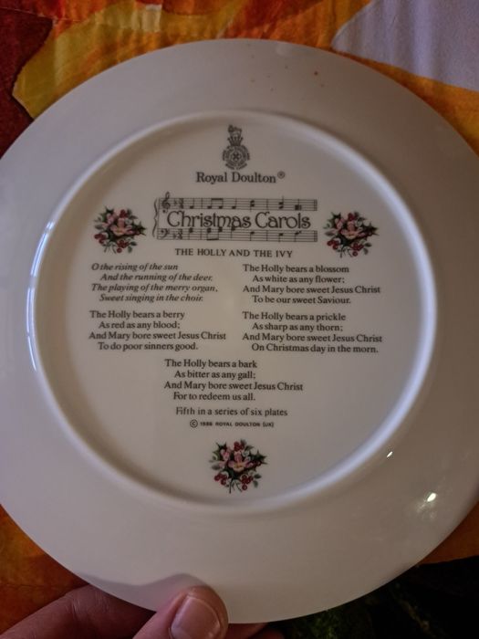 Коледни чинии 40 лв за брой