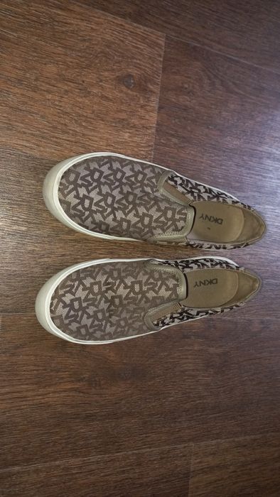 Отдам слипоны  р 37