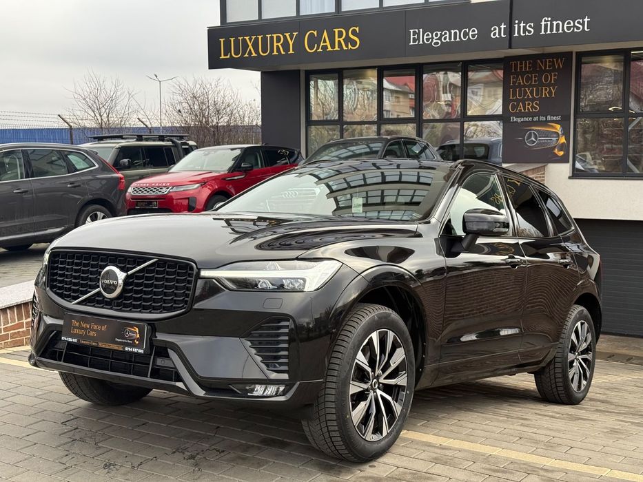 Volvo XC 60 An 2023/Panoramic/H&K/4X4