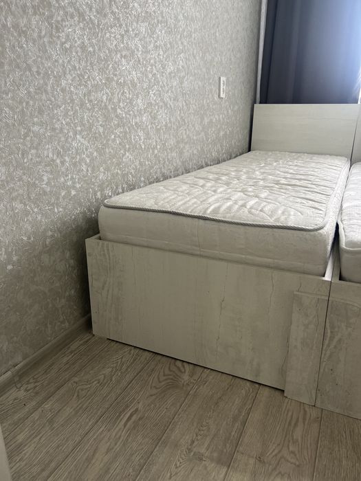 Продам односпальную кровать
