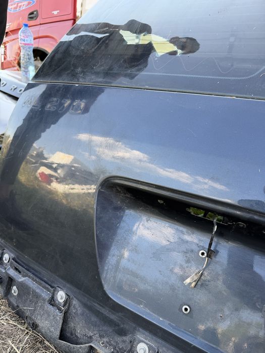 Заден капак за Mercedes ML w163 без ръжди