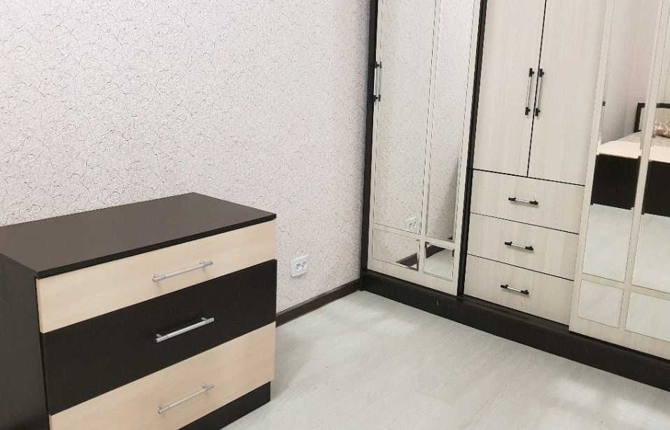 Дава се под наем Двустаен апартамент в Пловдив, Коматево - 60 кв.м за 285.6 € - Снимка #2