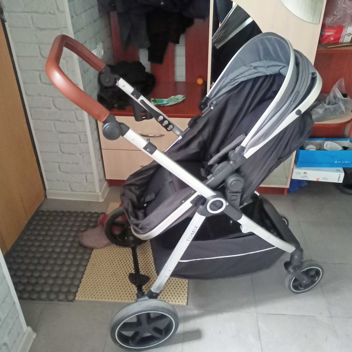 Коляска детская и автокресло