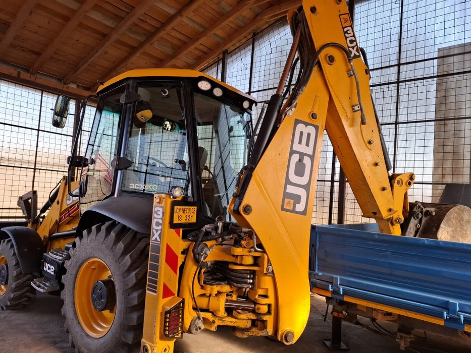 Buldoexcavator Jcb 3cx