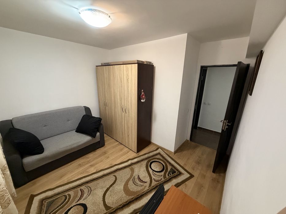 De închiriat apartament cu 2 camere