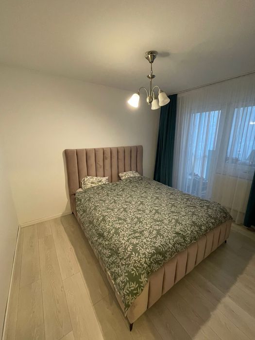 Proprietar vand apartament langa Spitalul Judetean . Comision 0%
