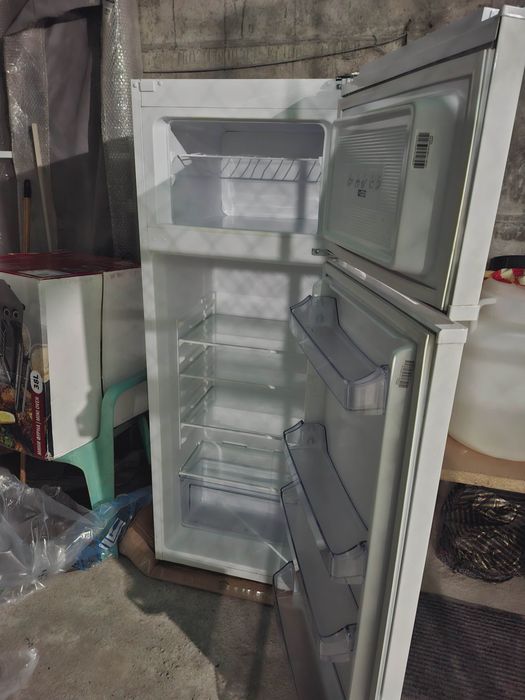 Хладилник с камера Финлукс