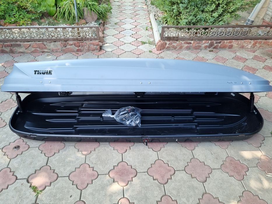 Продам Автобокс Thule Pacific 700