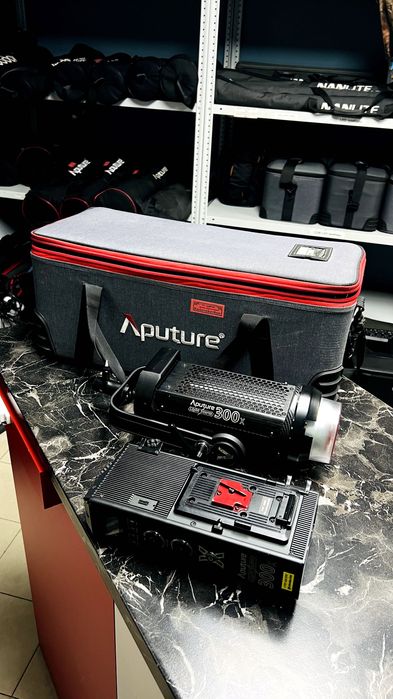 Aputure LS C300X