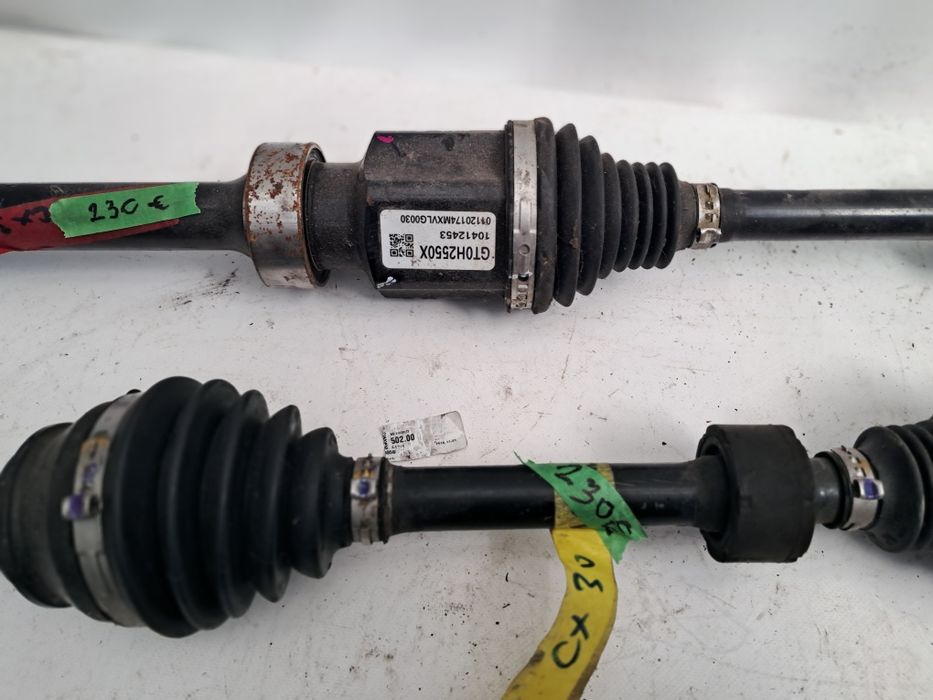 Полуоска Mazda CX-30