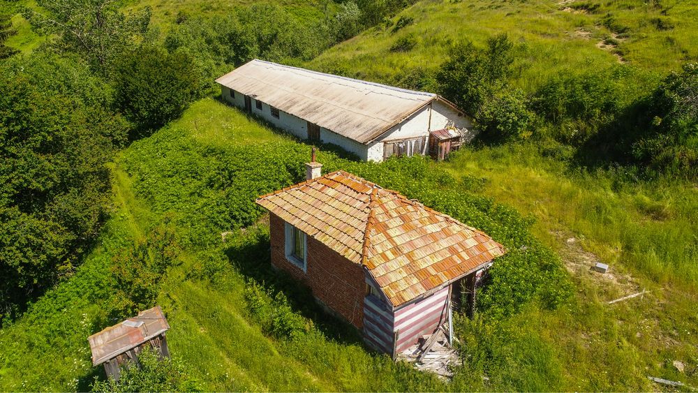 Продава се Парцел в с. Зорница, Област Смолян - 135500 кв.м за 9 €/кв.м - Снимка #2