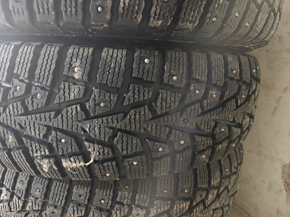 Комплект покрышек 235/75-16