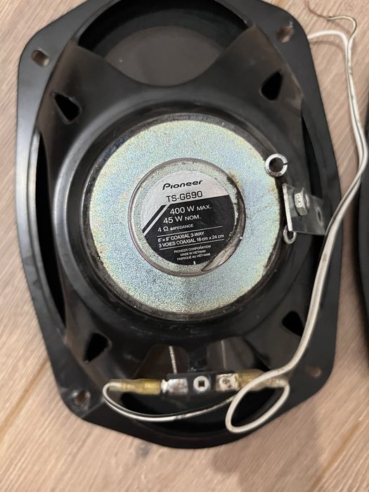 Калонка для машины