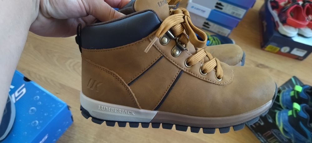 Маратонки светещи Skechers, Lotto, Reebook, боти 32/44/35 номер