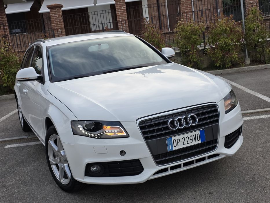 Audi A4 Avant 2.0tdi 143cp manual 6+1 Pilot/Start&Stop/A/c/Led/Xenon
