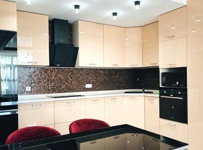 Дава се под наем Двустаен апартамент в Пловдив, Коматево - 60 кв.м за 275.4 € - Снимка #1