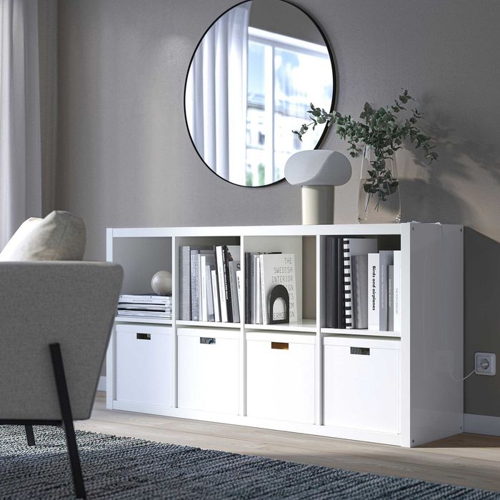 KALLAX етажерка - гланц / IKEA KALLAX Shelving Unit (High Gloss)