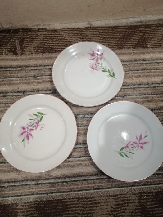 Продавам порцелан от соца