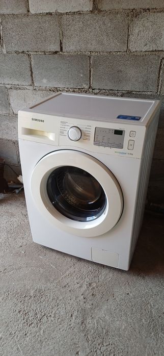Продам стиральную машину автомат