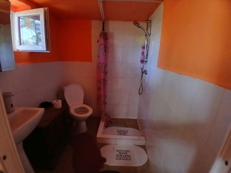 Casa de vazare in Tau comuna Rosia de Secas