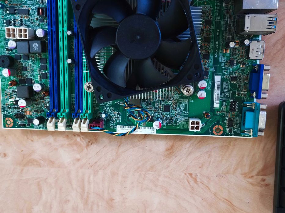 Kit Intel Xeon E3-1230 (i7-2600 level) +  Lenovo M82 + Option 8GB RAM