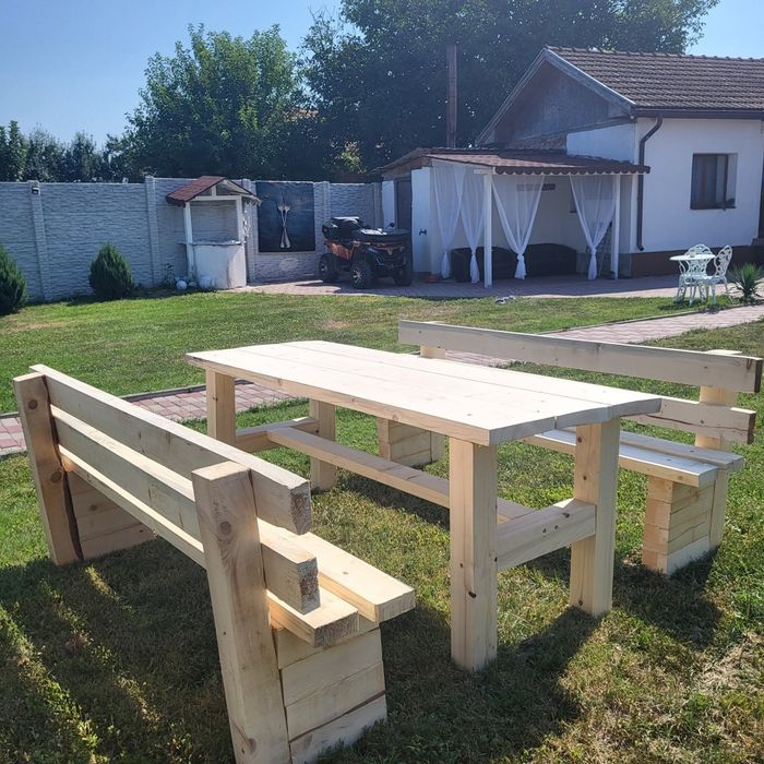 Set rustic masa cu băncuțe