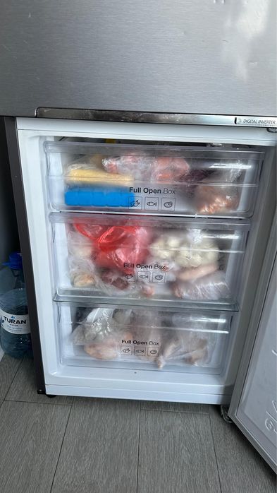 Продается холодильник Самсунг