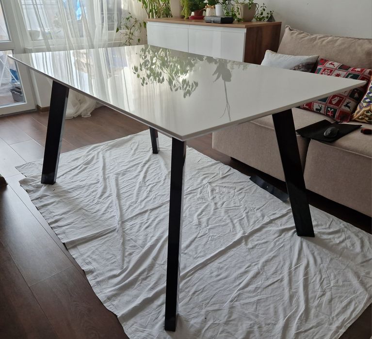 Маса 90/150см плот бял гланц