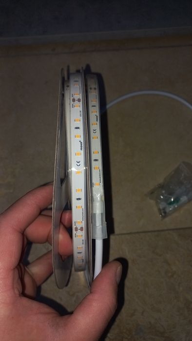 Vând bandă led+ transformator.