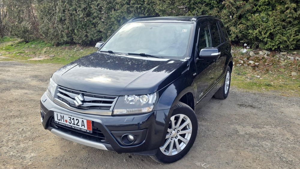 Suzuki Grand Vitara x30 4x4 navi trapa full