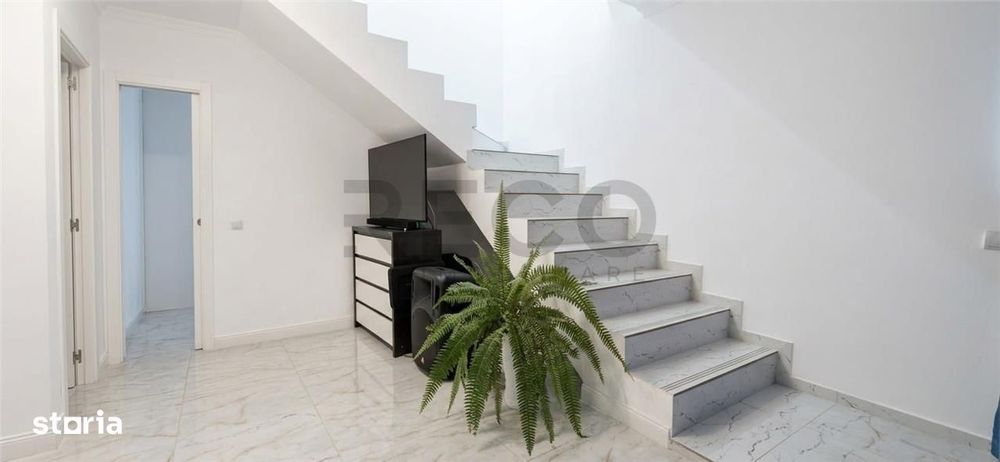 RECO Casa in Haieu Sanmartin 5 dormitoare 5 bai