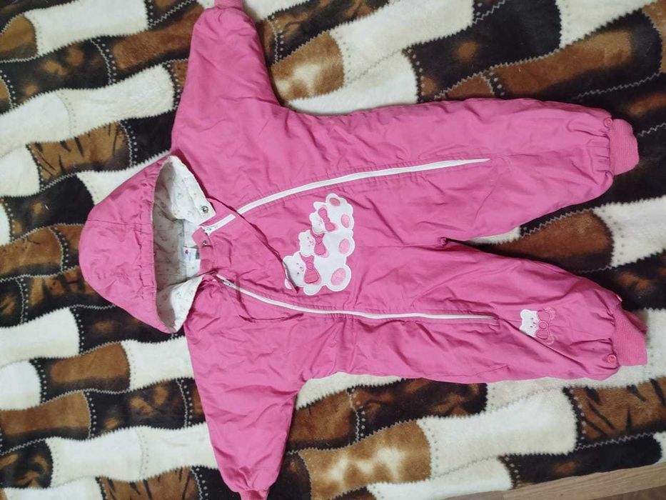 Продам дёшево комбинезон детский