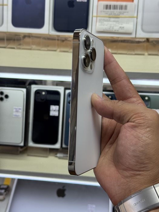  iPhone 13pro 5G 128gb zd/a silver