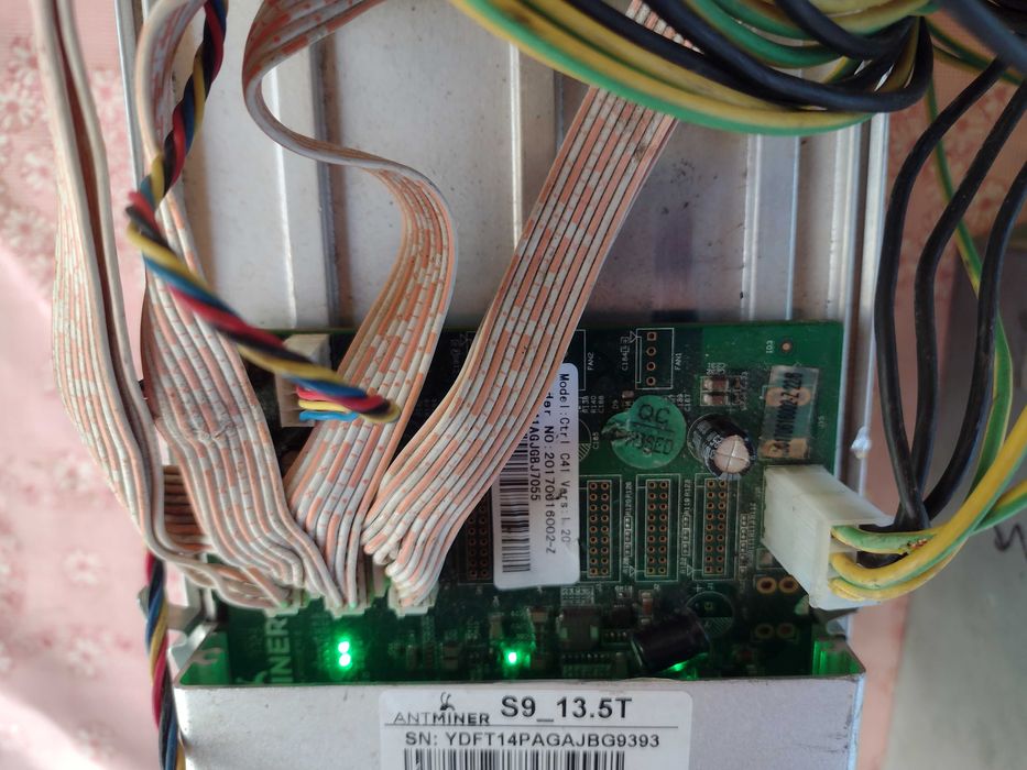 Antminer S9 13.5T 2 броя