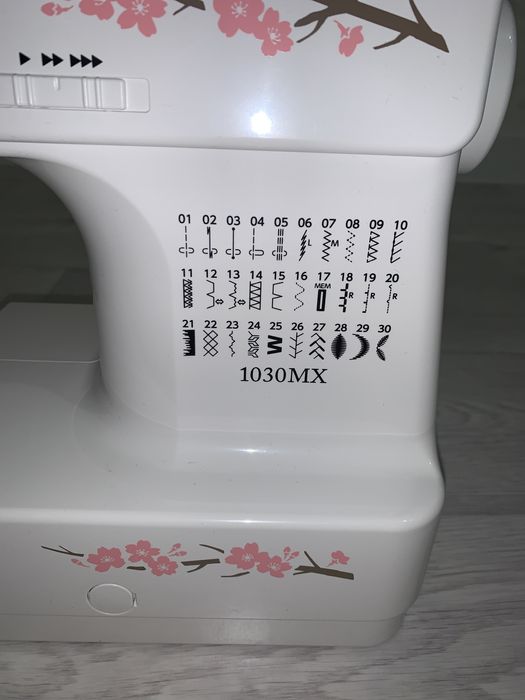 Швейная машинка JANOME 1030X