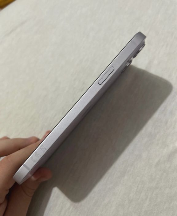 Iphone 14 plus Mov in stare aproape perfecta