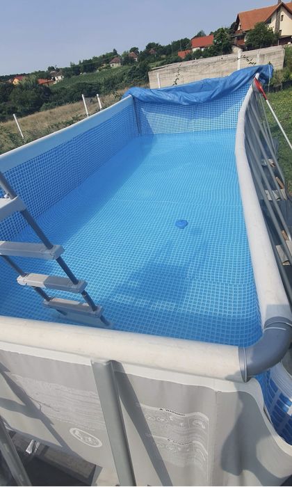 Piscină Premium Intex Ultra Frame 549 x 274 x 132 cm