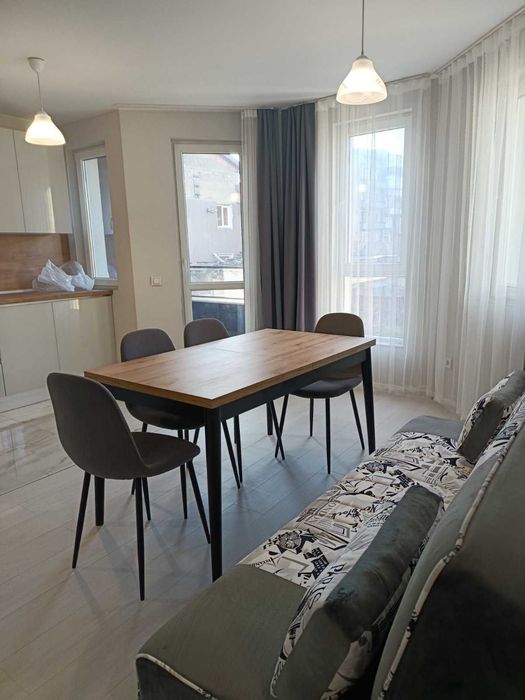 Давам под наем нов 2 стаен апартамент гр. Варна кв. Аспарухово