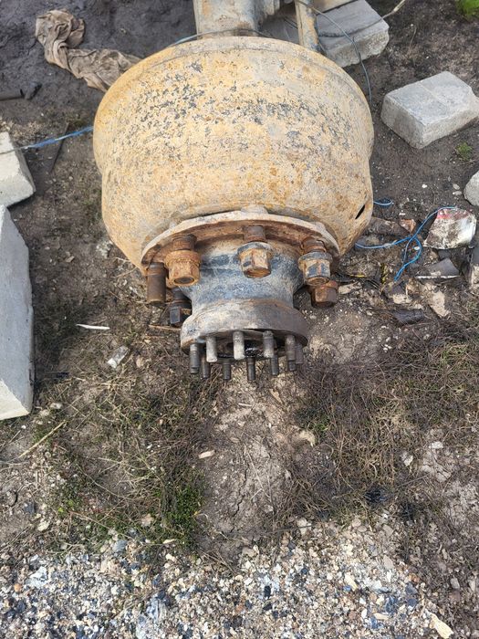 Продам запчасти на зил 130