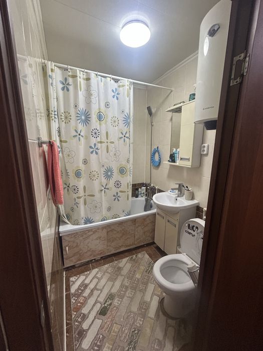 Продается 2-ух ком квартира