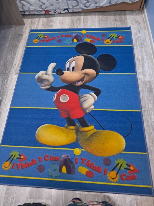 Килим с Мики маус