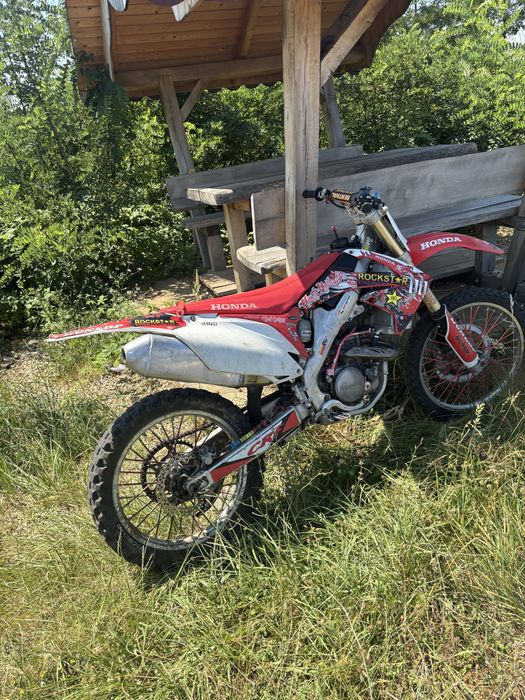 Vand honda crf250R pe injectie din anul 2013