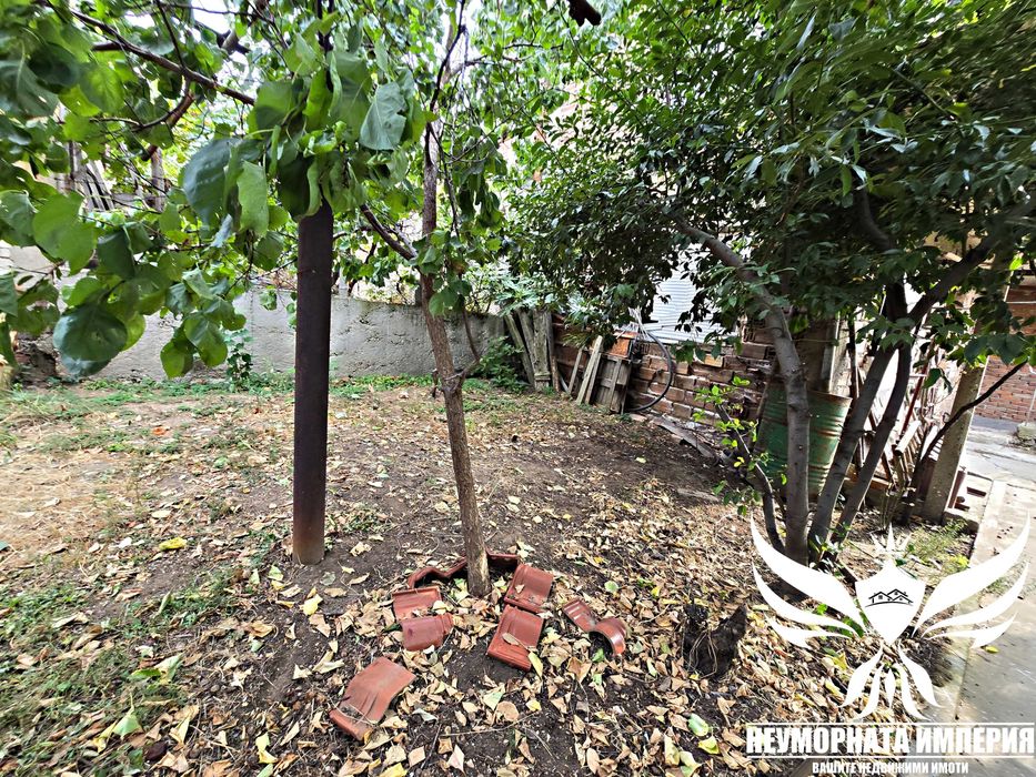 Продава се Къща в Асеновград - 210 кв.м за 323 €/кв.м - Снимка #15