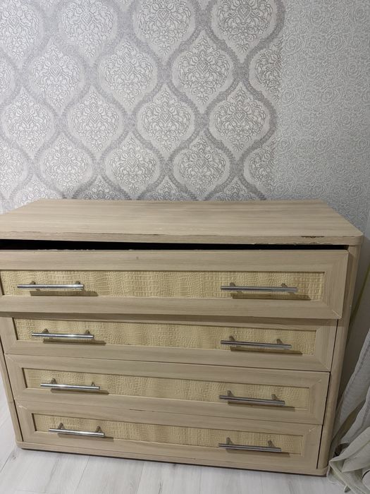 Отдам даром комод