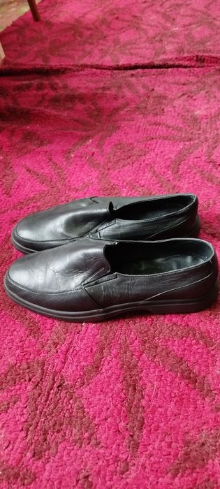 Продам мужские туфли