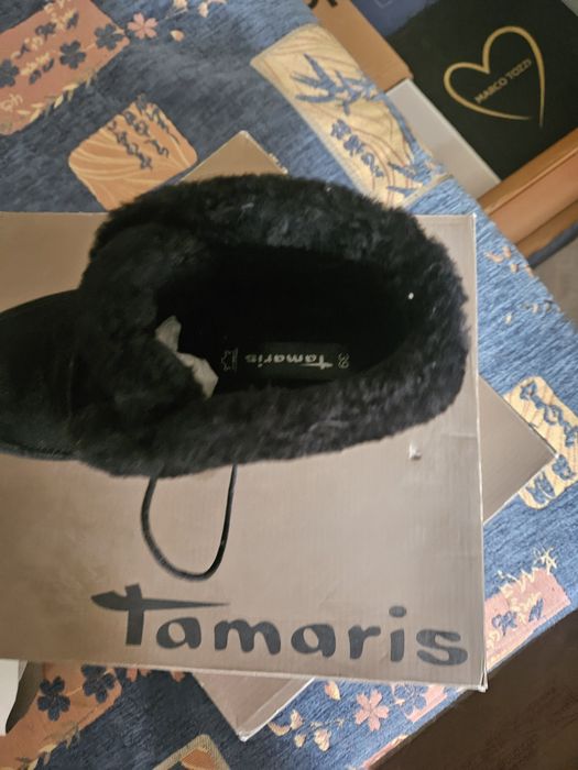 Женские ботинки продам