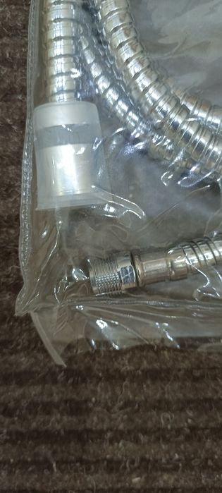 Продам шланг для душа.