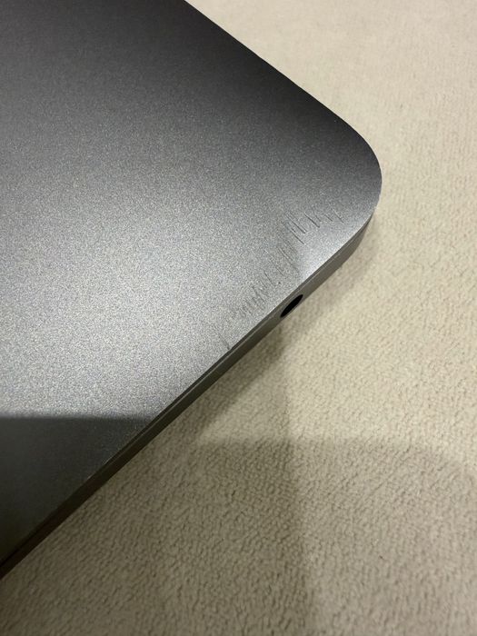 MacBook Air M1 (2020), 256 GB, Space Gray