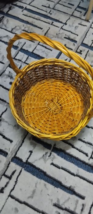 Красивая корзина ручной работы