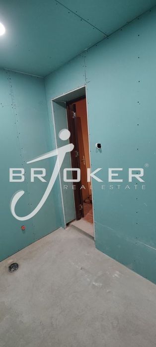 Продава се Къща в Кърджали, Резбарци - 80 кв.м за 988 €/кв.м - Снимка #11